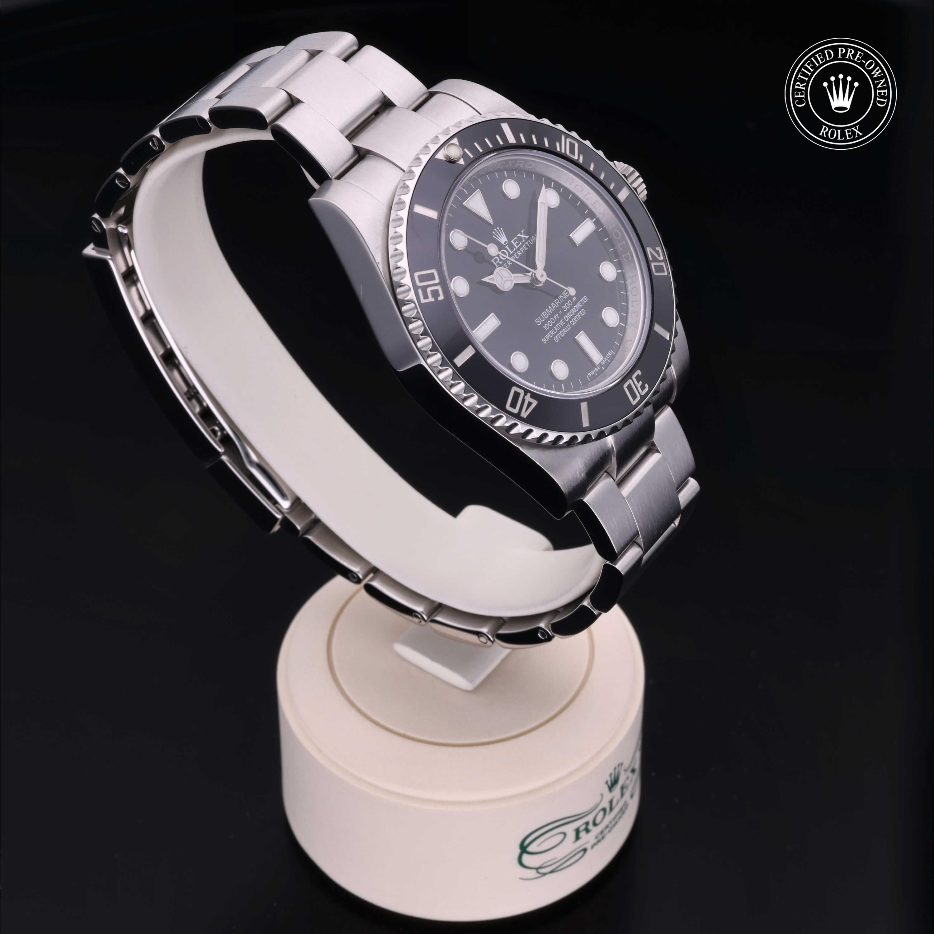 Rolex Certified Pre-Owned Submariner 40mm 114060 199P1562 - 360° view