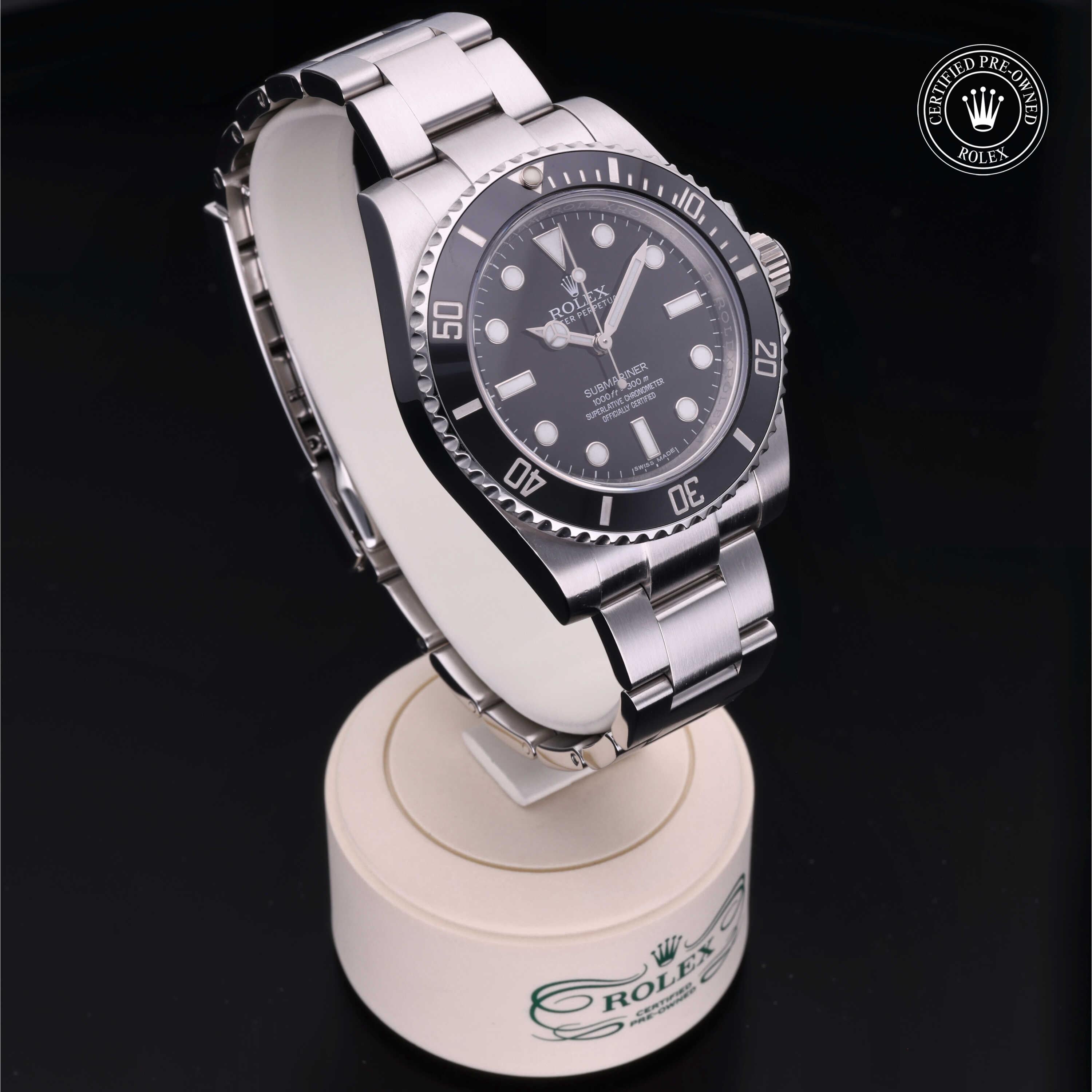 Rolex Certified Pre-Owned Submariner 40mm 114060 199P1562 - 360° view