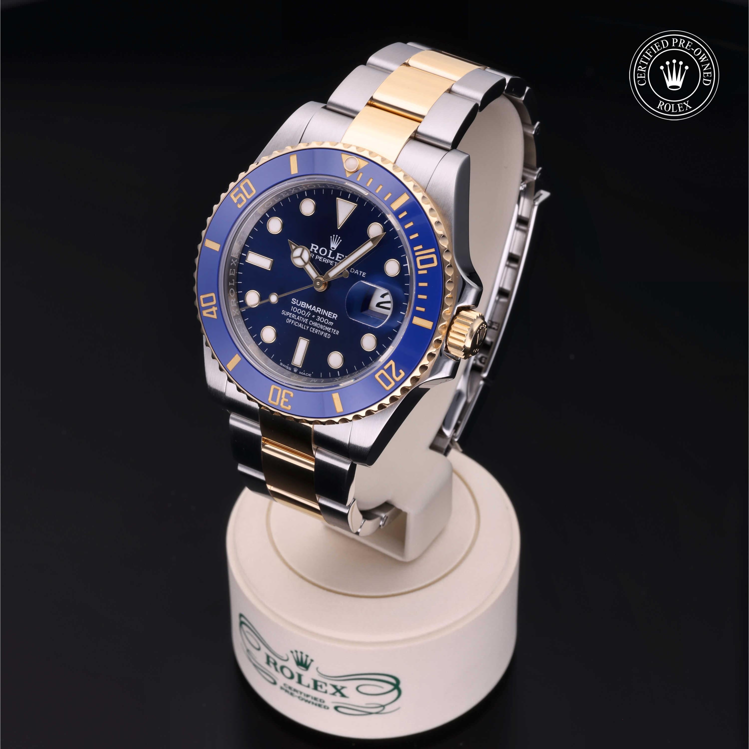 Rolex Certified Pre-Owned Submariner Date 40mm 12213LB 1M9821H1 - 360° view