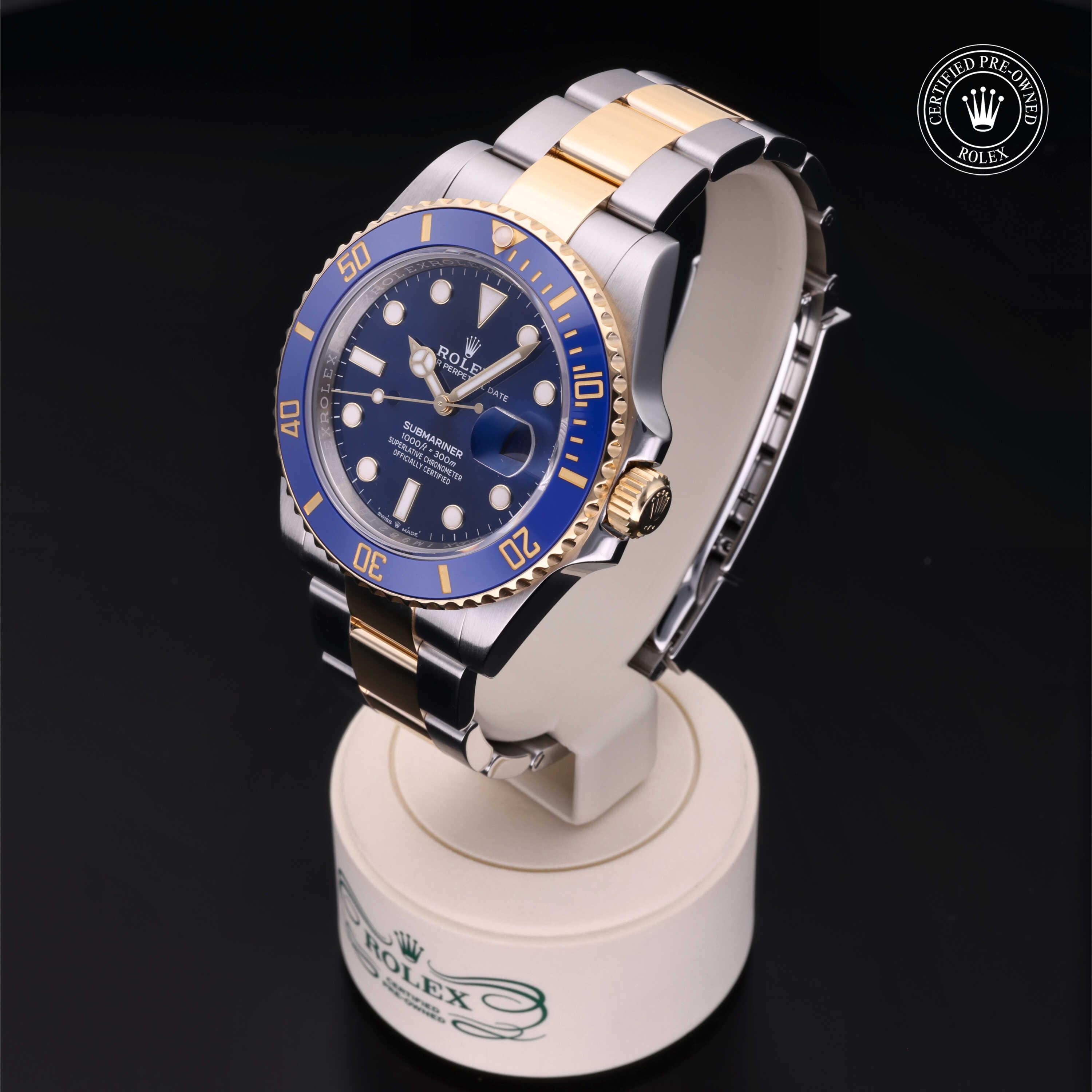 Rolex Certified Pre-Owned Submariner Date 40mm 12213LB 1M9821H1 - 360° view