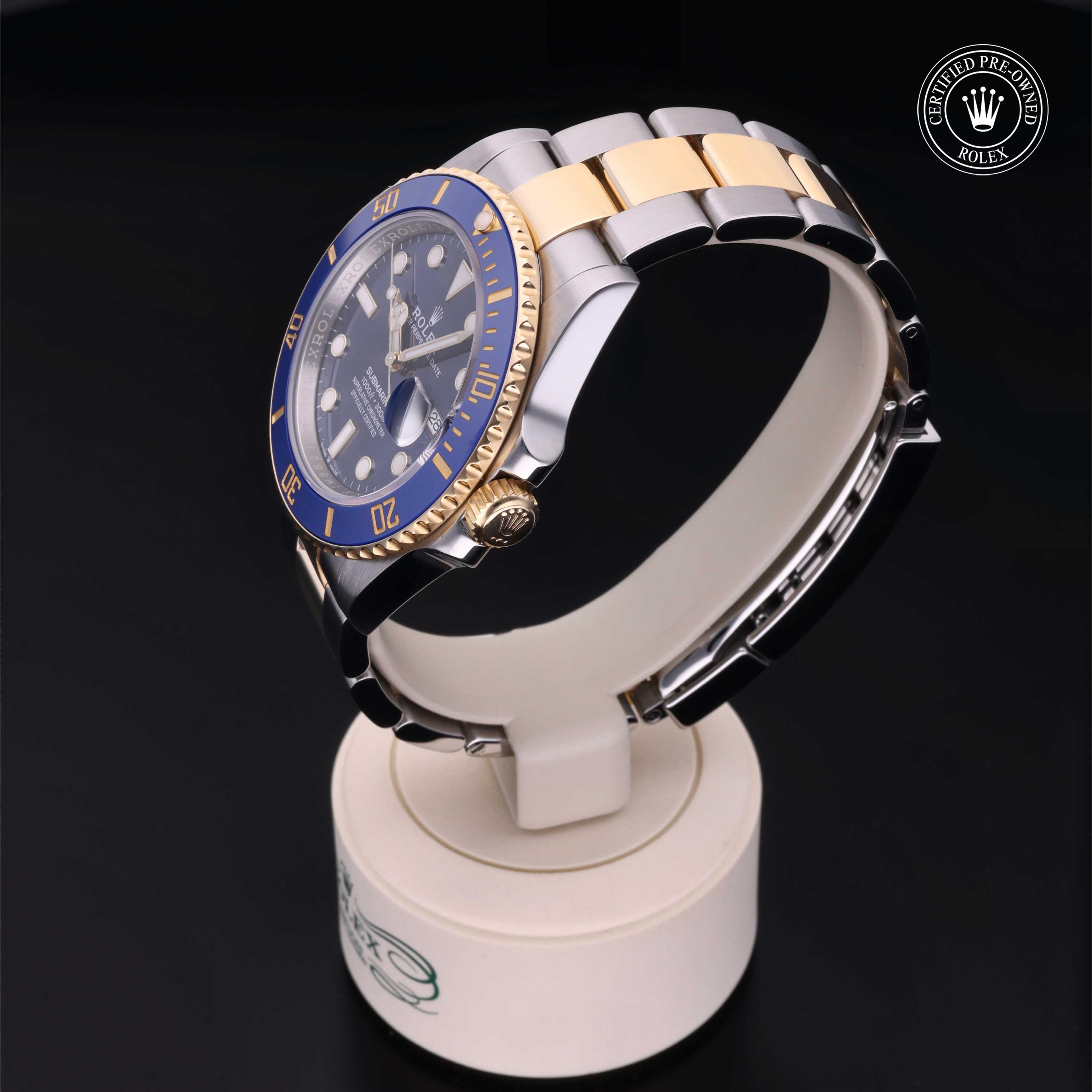 Rolex Certified Pre-Owned Submariner Date 40mm 12213LB 1M9821H1 - 360° view