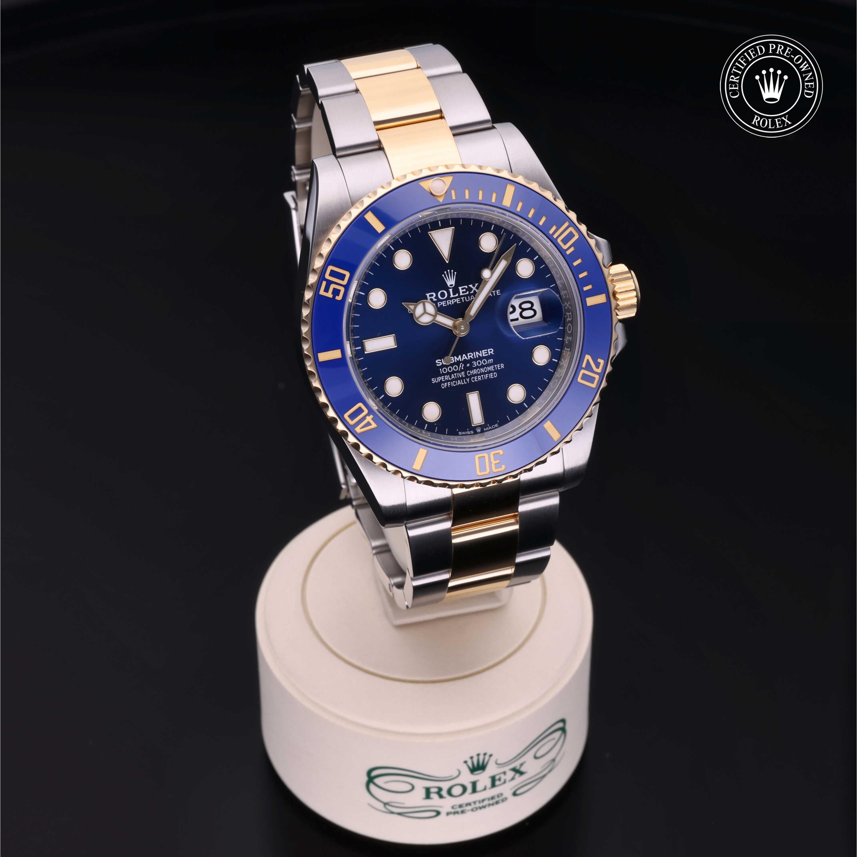 Rolex Certified Pre-Owned Submariner Date 40mm 12213LB 1M9821H1 - 360° view
