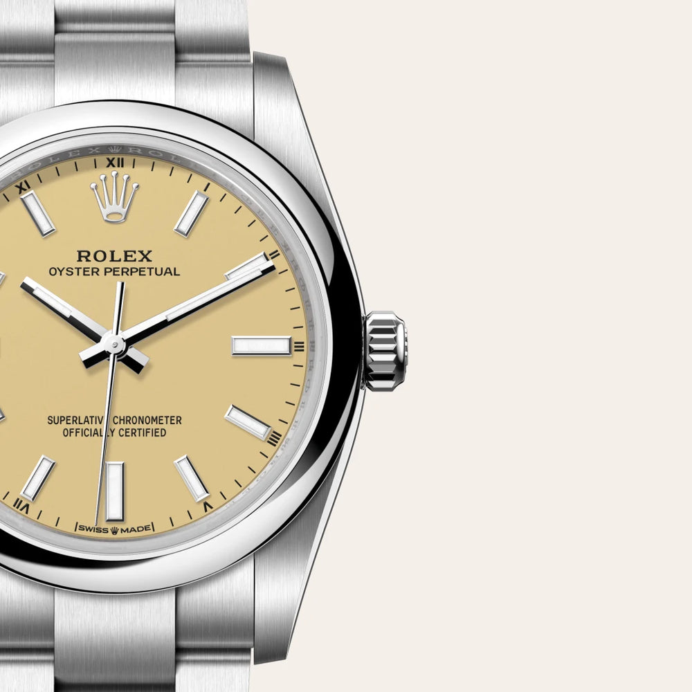 Rolex Oyster Perpetual 34 in Oystersteel with a Beige dial, Domed bezel, Oyster, three-piece solid links bracelet