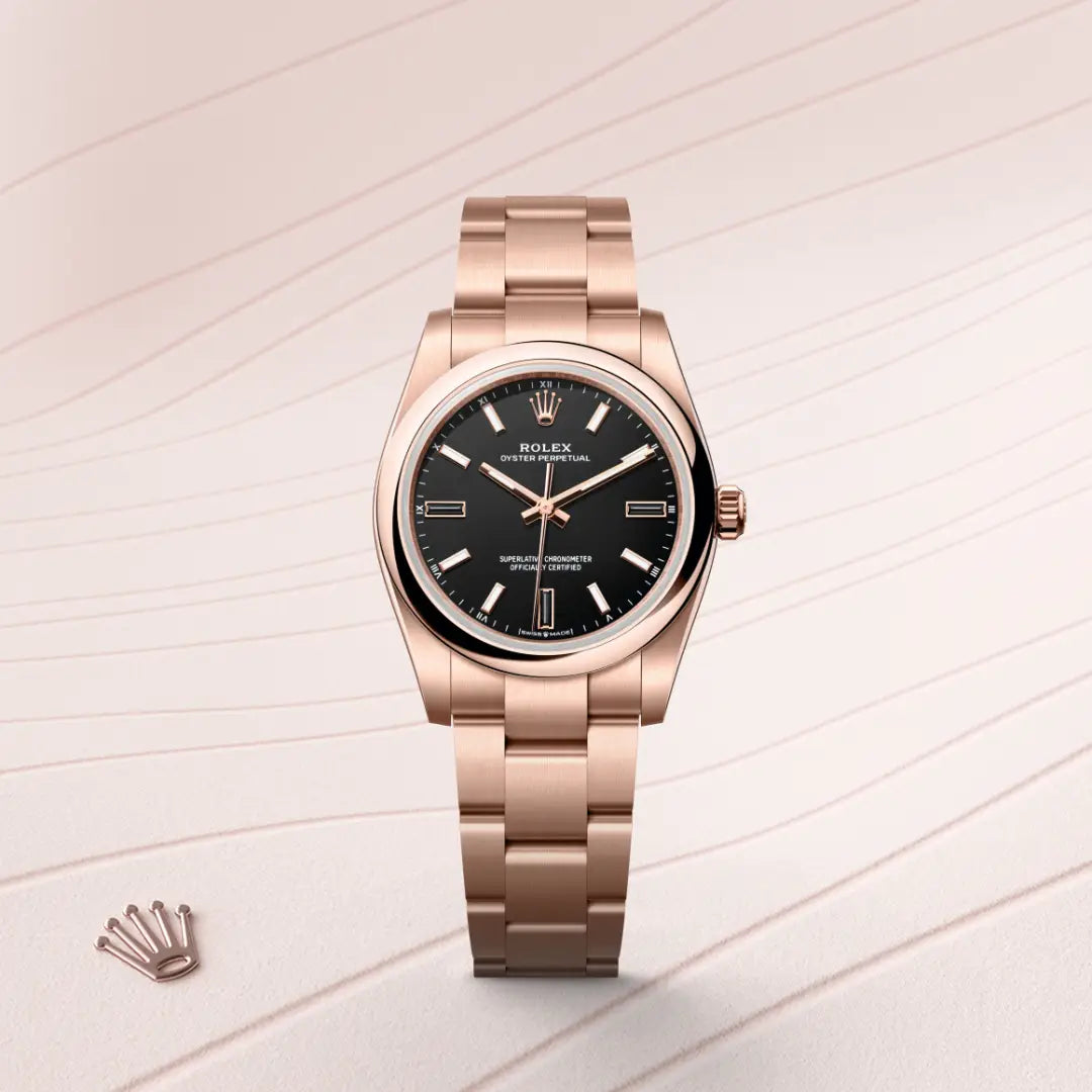 Rolex Oyster Perpetual 34 in 18 ct Everose gold with a Black dial, Domed bezel, Oyster, three-piece solid links bracelet