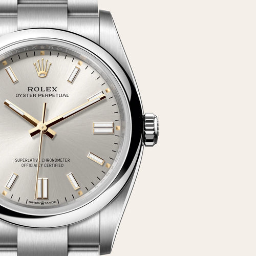Rolex Oyster Perpetual 36 in Oystersteel with a Silver dial, Domed bezel, Oyster, three-piece solid links bracelet