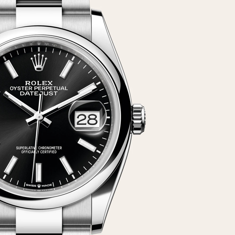 Rolex Datejust 36 in Oystersteel with a Bright black dial, Domed bezel, Oyster, three-piece solid links bracelet