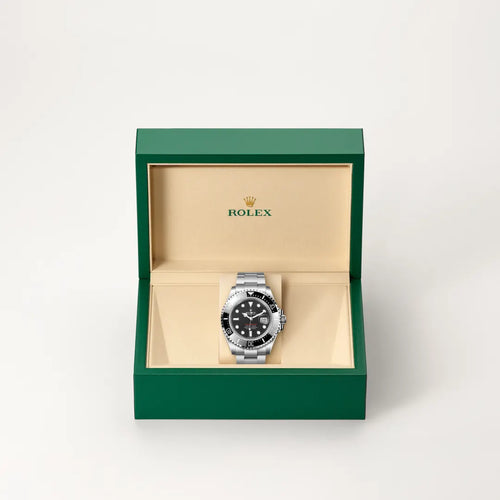 Rolex Sea-Dweller in Oystersteel with a Intense black dial, Unidirectional rotatable 60-minute graduated, scratch-resistant Cerachrom insert in black ceramic, numerals and graduations coated in platinum bezel, Oyster, three-piece solid links bracelet