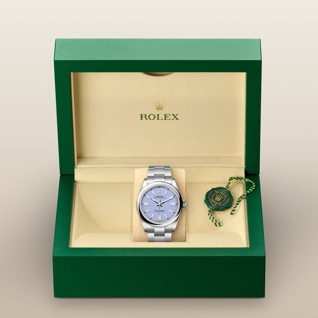 Rolex Oyster Perpetual 41 in Oystersteel with a Lavender dial, Domed bezel, Oyster, three-piece solid links bracelet