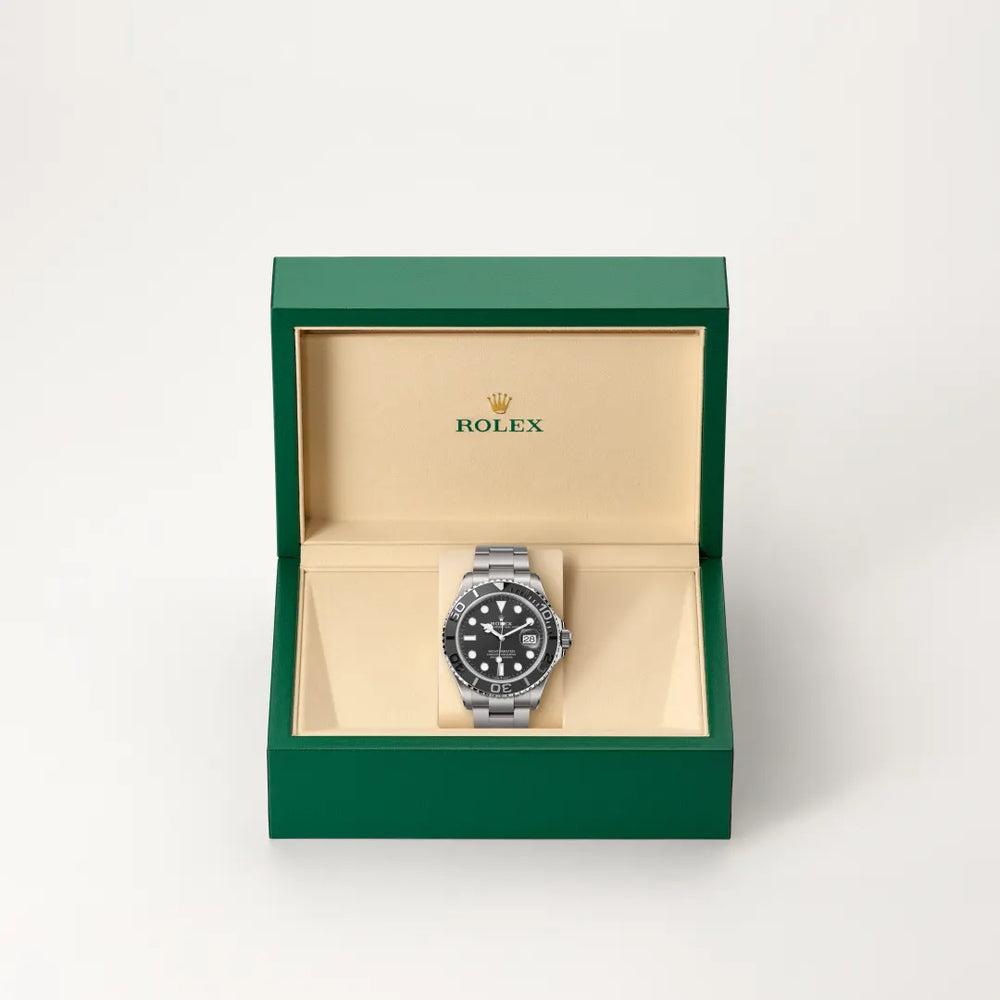 Rolex Yacht-Master 42 in RLX titanium with a Intense black dial, Bidirectional rotatable 60-minute graduated bezel with matt black Cerachrom insert in ceramic, polished raised numerals and graduations bezel, Oyster, three-piece solid links bracelet