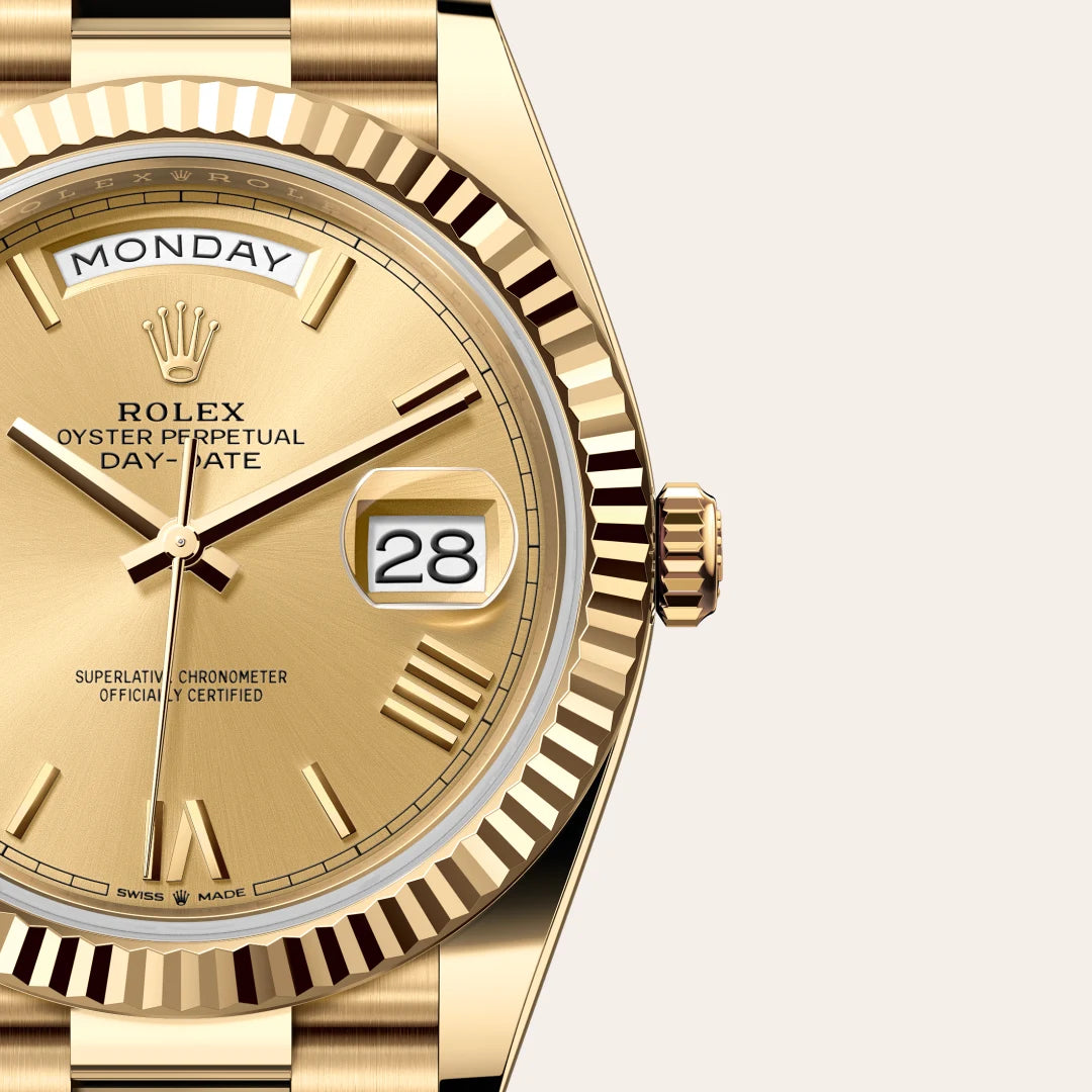 Rolex Day-Date 40 in 18 ct yellow gold with a Champagne-colour dial, Fluted bezel, President, semi-circular three-piece links bracelet