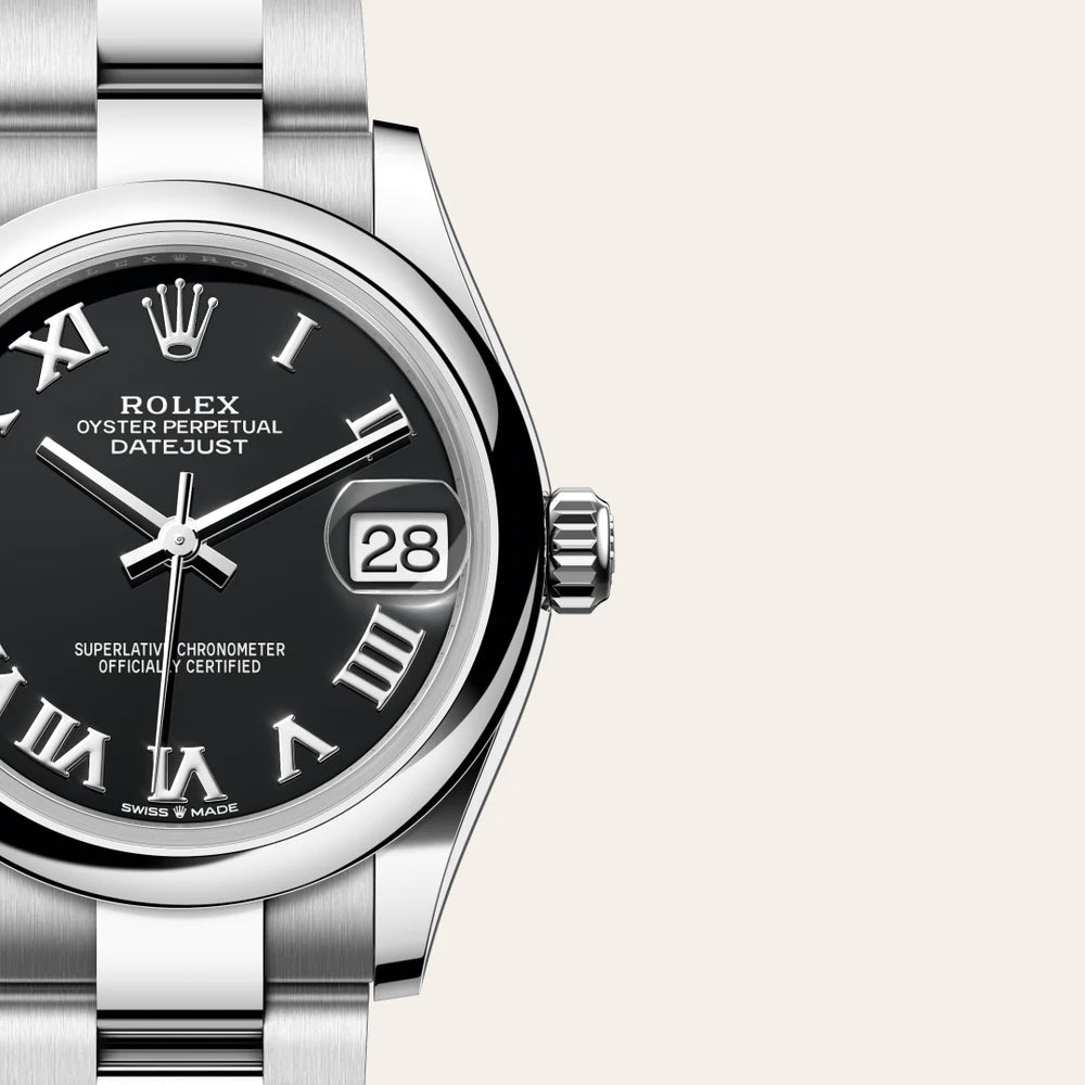 Rolex Datejust 31 in Oystersteel with a Bright black dial, Domed bezel, Oyster, three-piece solid links bracelet