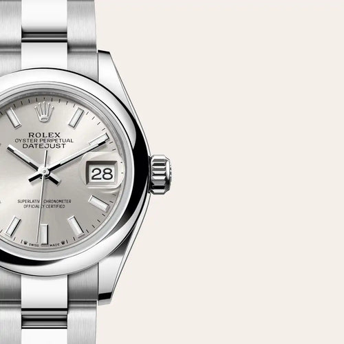 Rolex Lady-Datejust in Oystersteel with a Silver dial, Domed bezel, Oyster, three-piece solid links bracelet