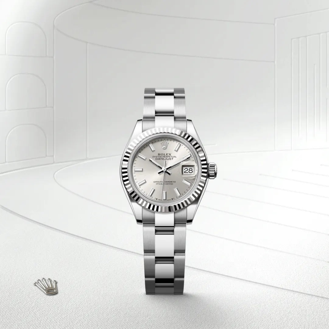 Rolex Lady-Datejust in White Rolesor - combination of Oystersteel and white gold with a Silver dial, Fluted bezel, Oyster, three-piece solid links bracelet