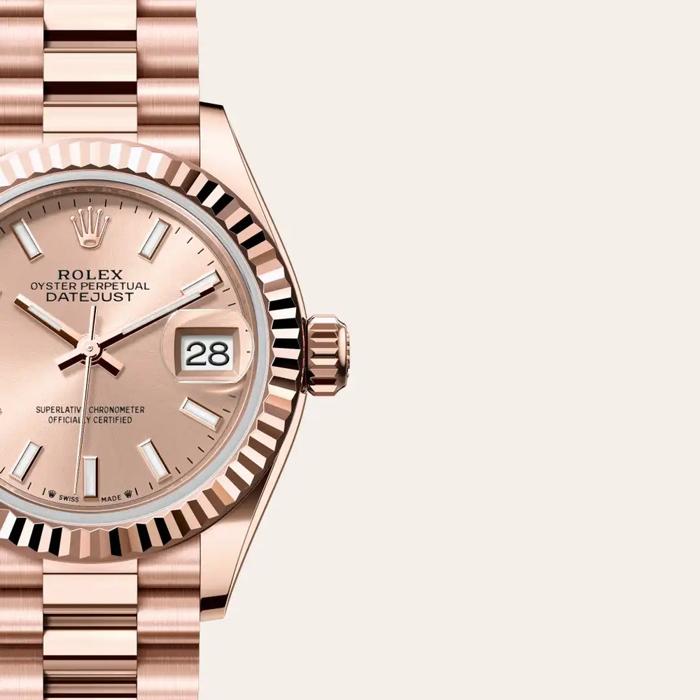 Rolex Lady-Datejust in 18 ct Everose gold with a Rosé-colour dial, Fluted bezel, President, semi-circular three-piece links bracelet